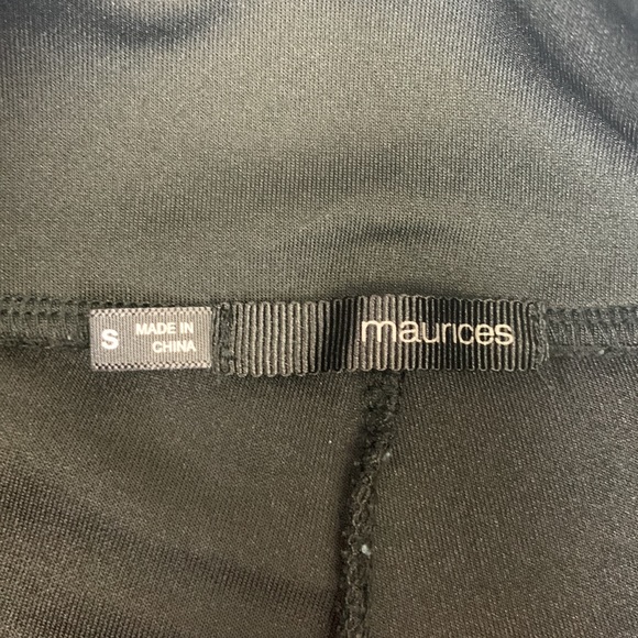 Maurice’s Textured Leggings Black Waist band Size Small Check design Stretchy - Picture 3 of 9